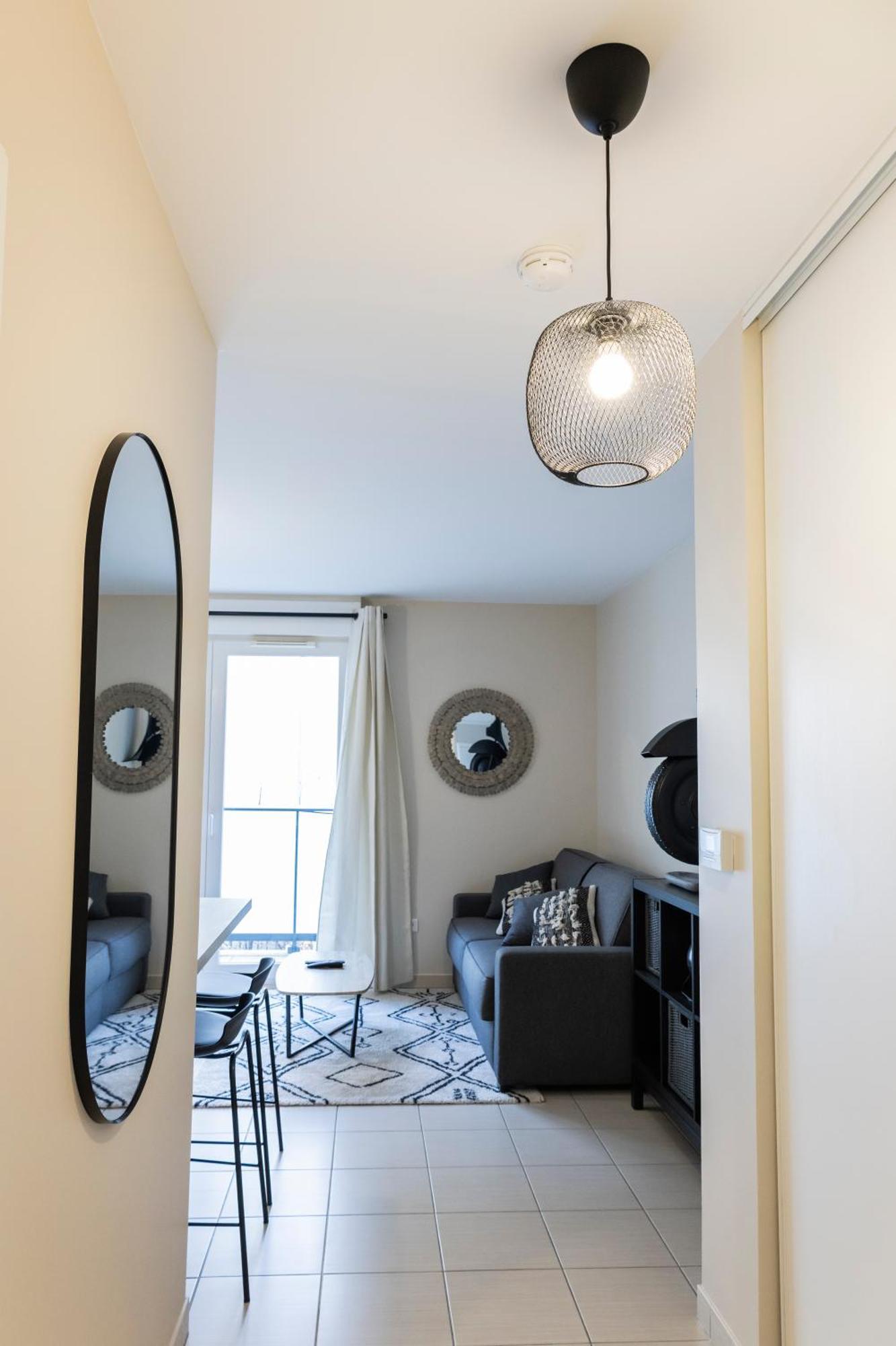 Charmant Studio En Residence Avec Parking Bussy-Saint-Georges Exterior photo